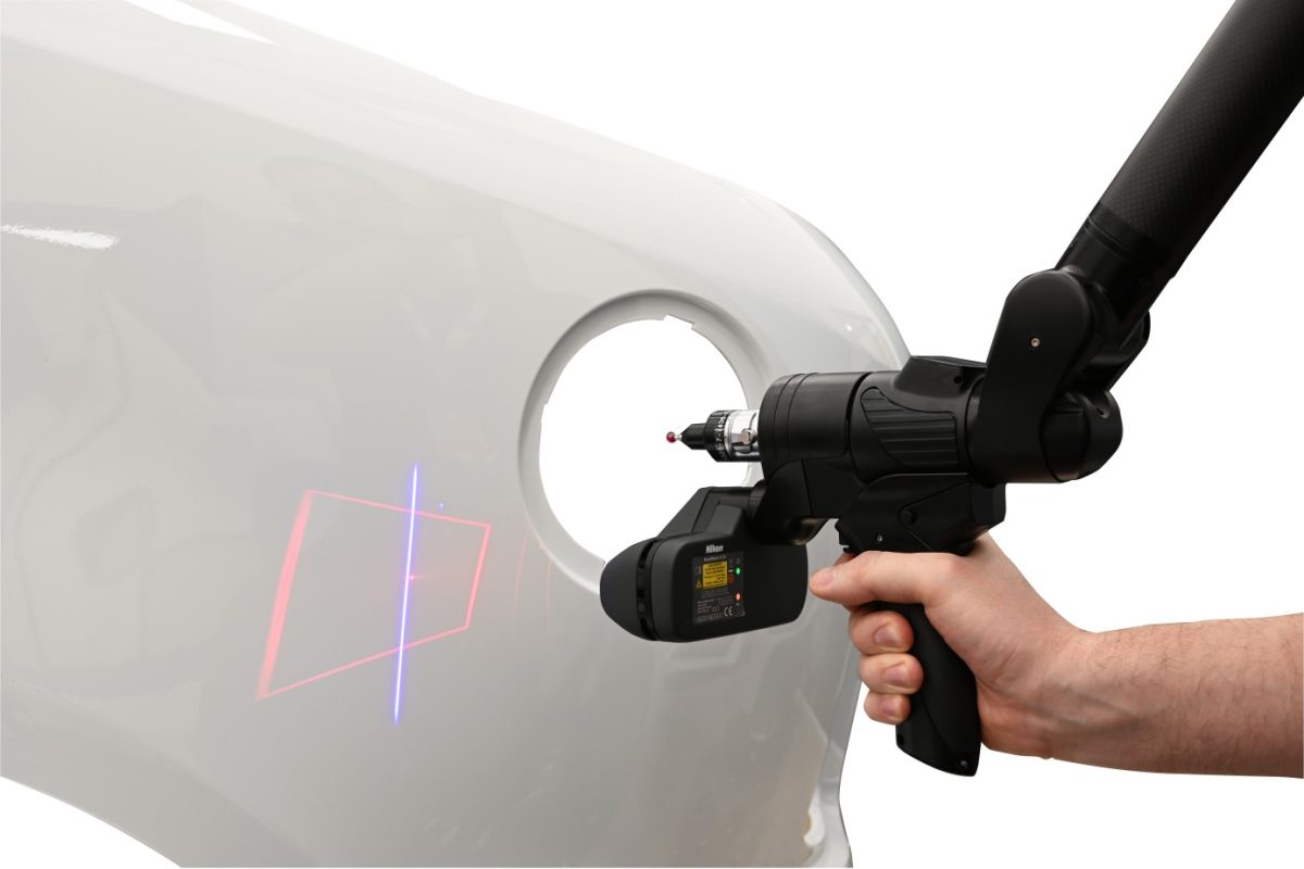 FREEDOM-arm-h120-car-panel-WHITE-1 (1)